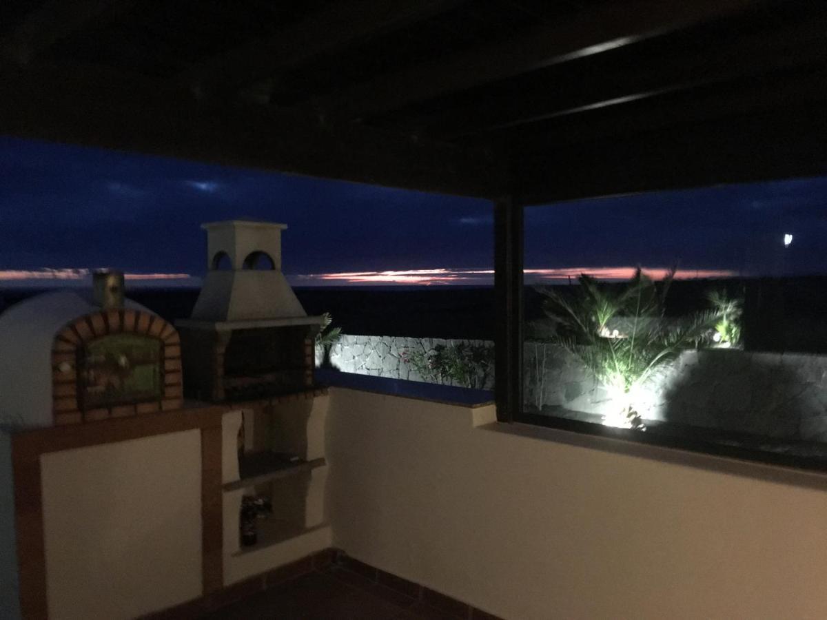 Luxury 3Bed Villa With Heated Private Pool, Full Sky And Free Wifi Playa Blanca  Kültér fotó
